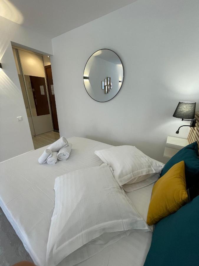 Chaleureux studio, 200m de la plage, parking, wifi Roquebrune-Cap-Martin Extérieur photo